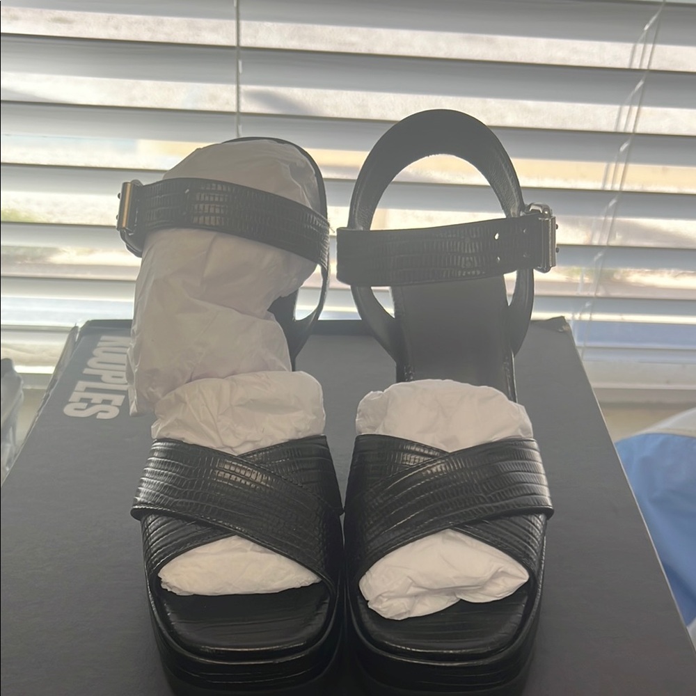 THE KOOPLES Italian Leather Black Strappy Heel